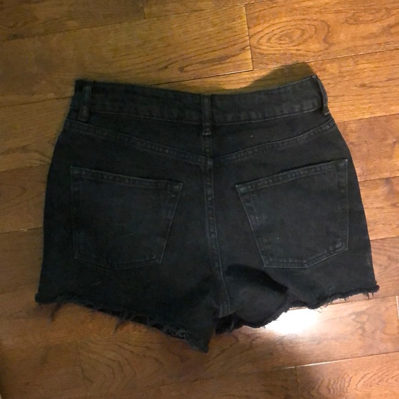 SOLD - Topshop Black Denim Mom Shorts - Picture 2 of 3